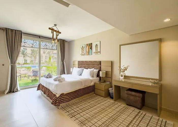 Staggering & Soothing 2 Bdr W Pool View Free Pool & Access Appartement Hurghada